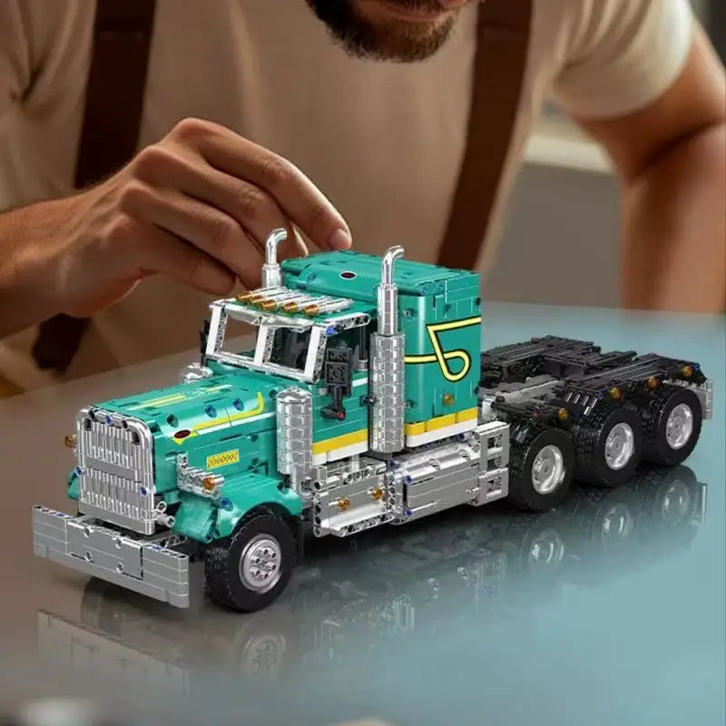 MOULD KING 13201 Peter American Truck Engineering Car Building Blocks Brick Model Toy for Kids Adult Gift