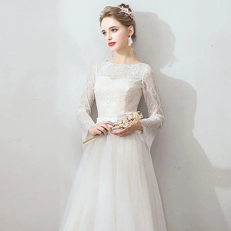 2026 New Bridal Retro Long Sleeve Wedding Dress, Evening Dress, Fashionable, Simple and Slim Outing Yarn Super Fairy Dress