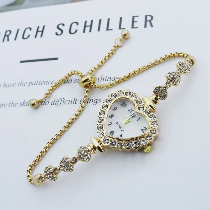 Fashion women's watch, diamond-encrusted love women's bracelet, exquisite rhinestone trend quartz watch