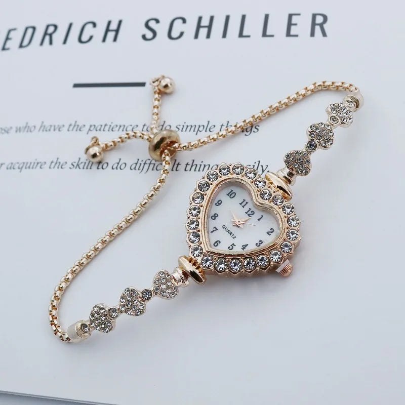 Fashion women's watch, diamond-encrusted love women's bracelet, exquisite rhinestone trend quartz watch